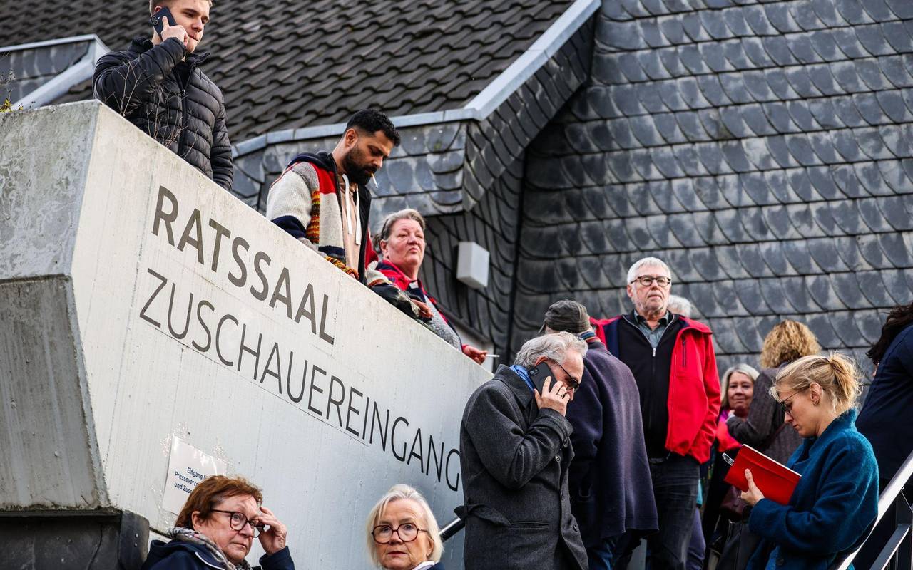Nach Messerangriff: Bürgermeisterin von Herdecke startet