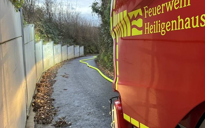 Die Einsatzstelle in der Kleingartenanlage "In der Leibeck". (Foto: Feuerwehr Heiligenhaus)