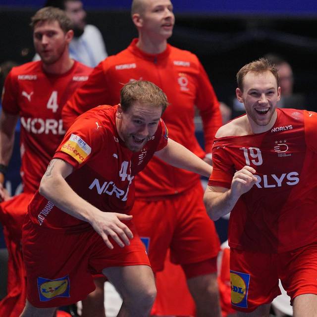 Simon Pytlick (l) und Mathias Gidsel