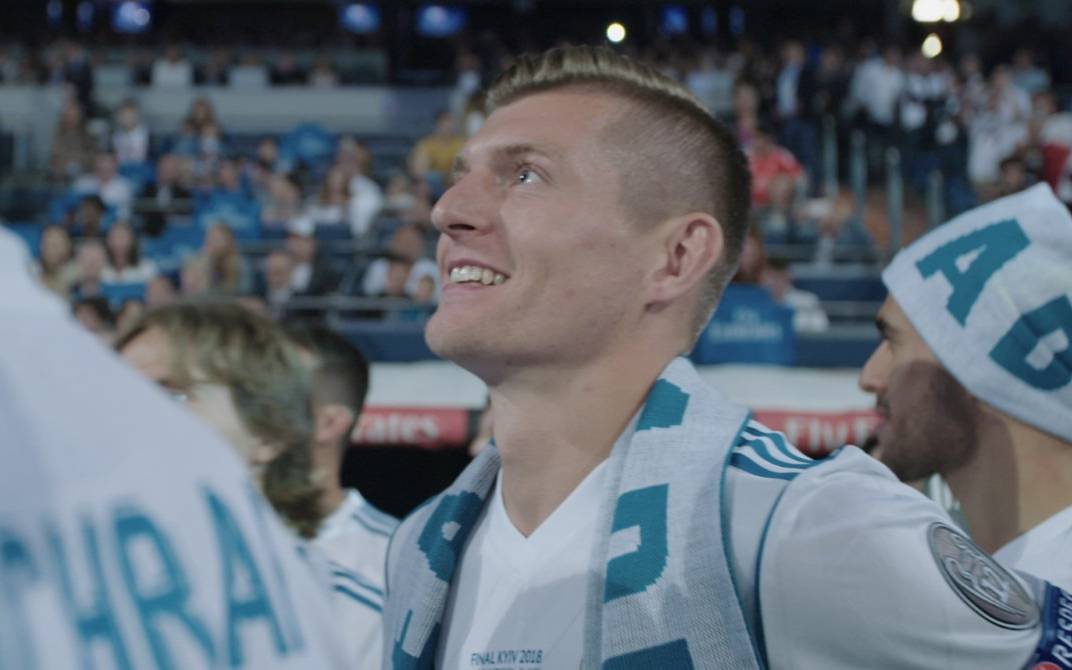 Kroos nach dem Gewinn der Meisterschaft mit Real