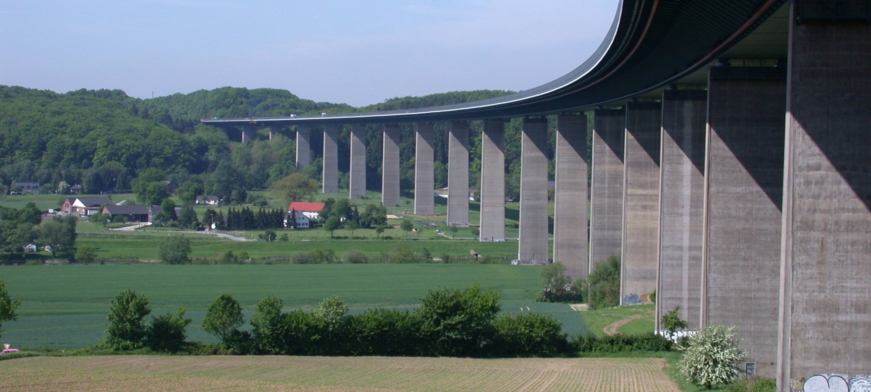 A52: Ruhrtalbrücke bleibt länger gesperrt