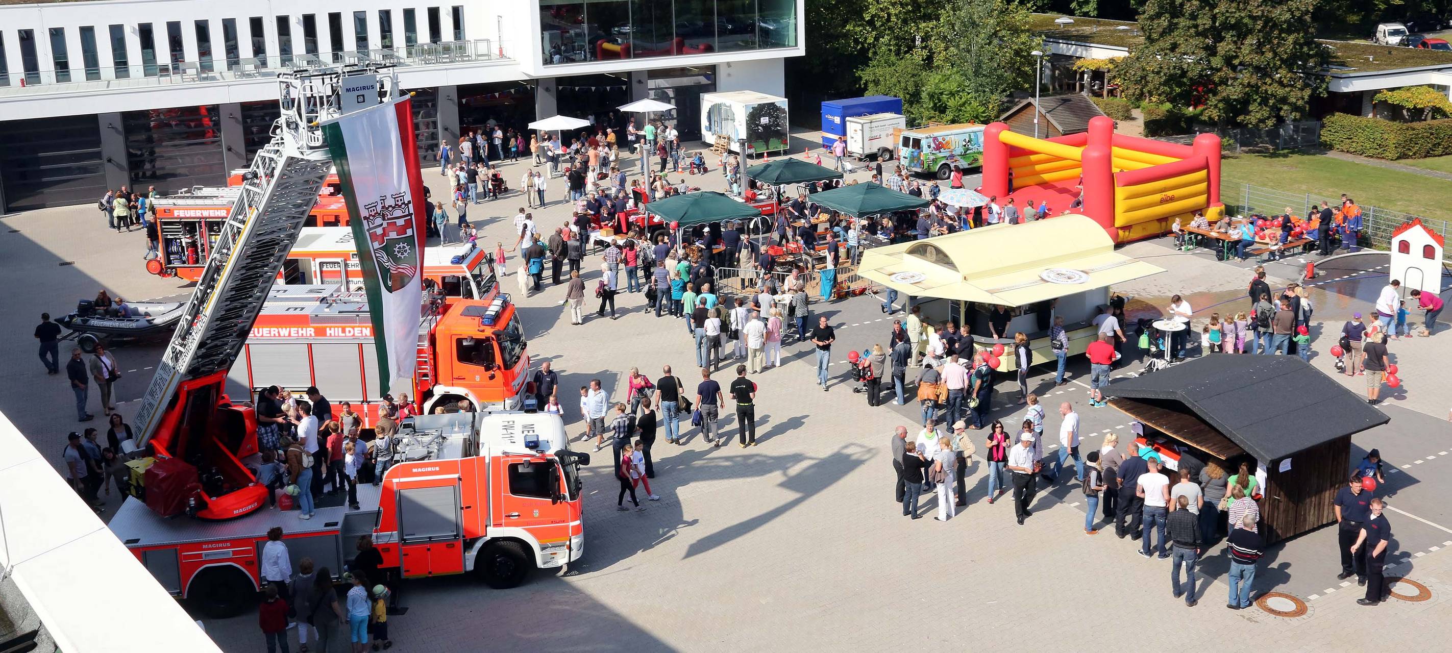 Hilden - 24.08. Feuerwehr lädt zum Familienfest ein