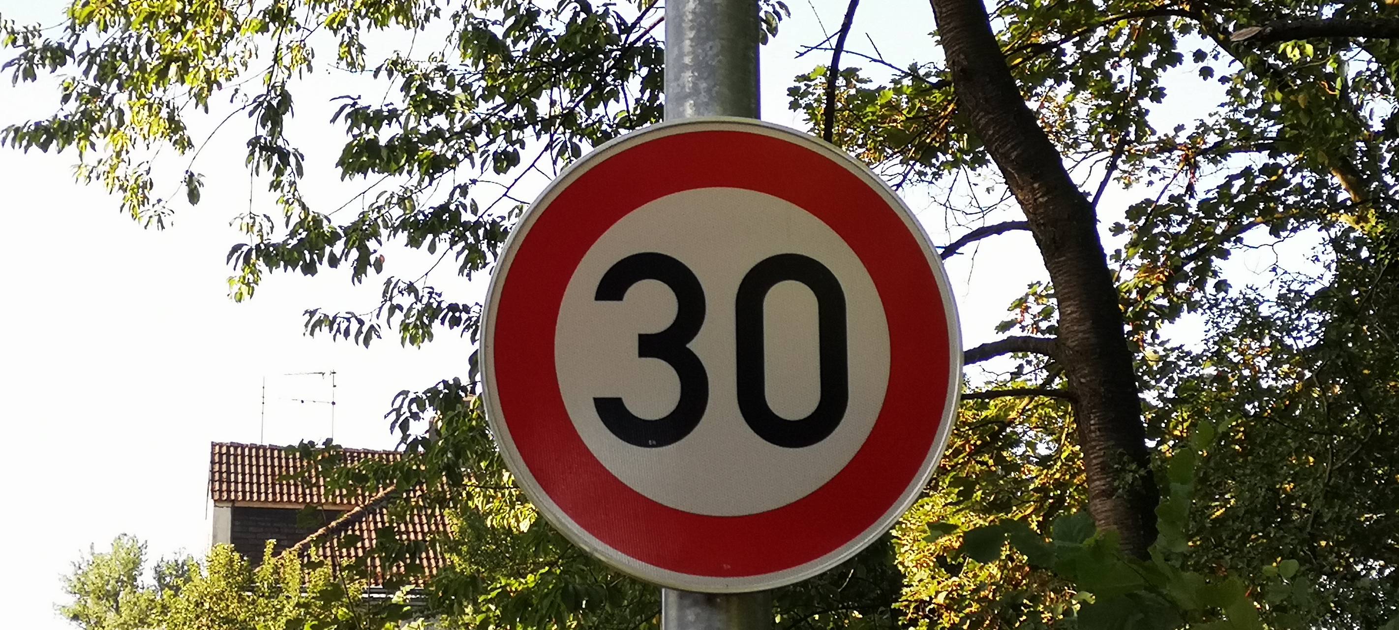 Tempo 30 auf Mettmanner Düsselring