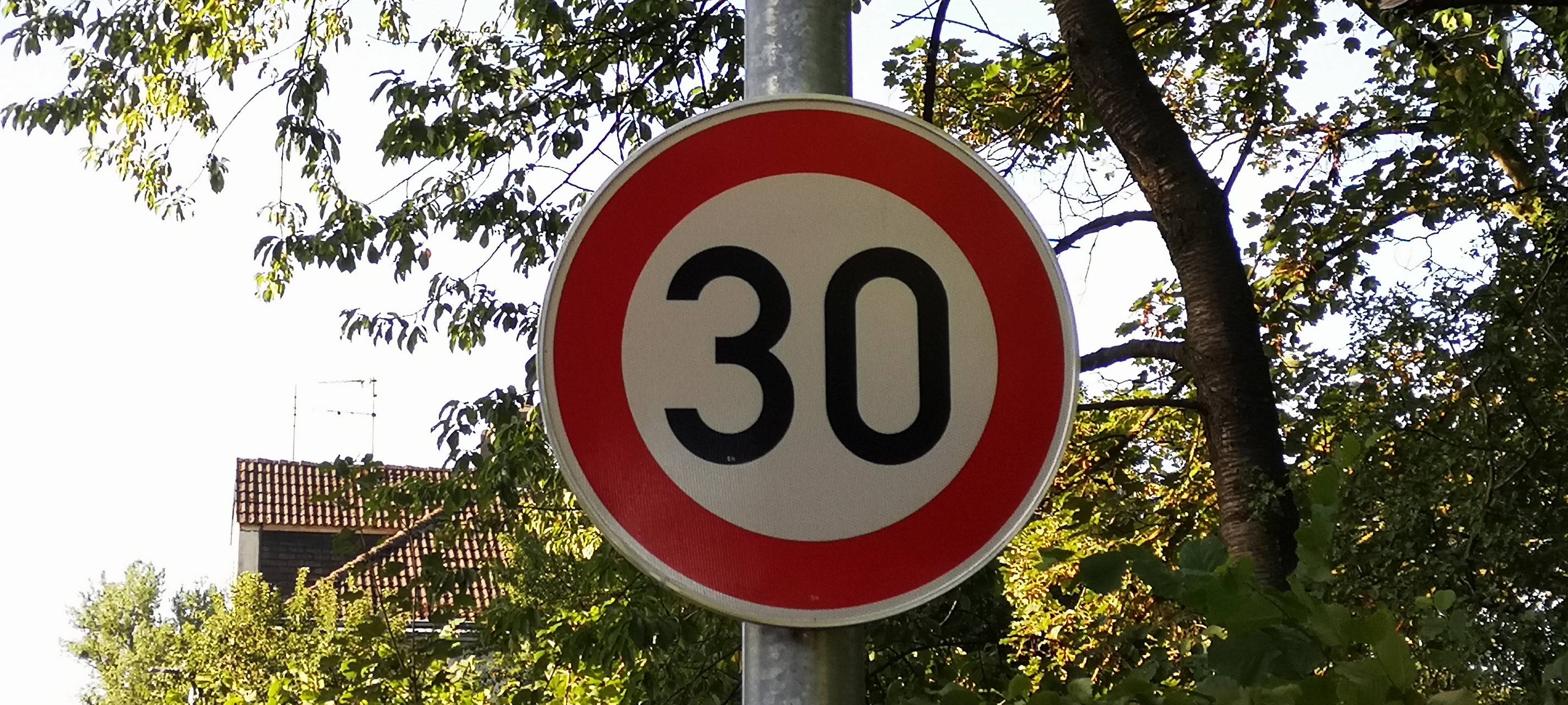 Hilden erweitert Tempo-30-Bereiche in der Stadt