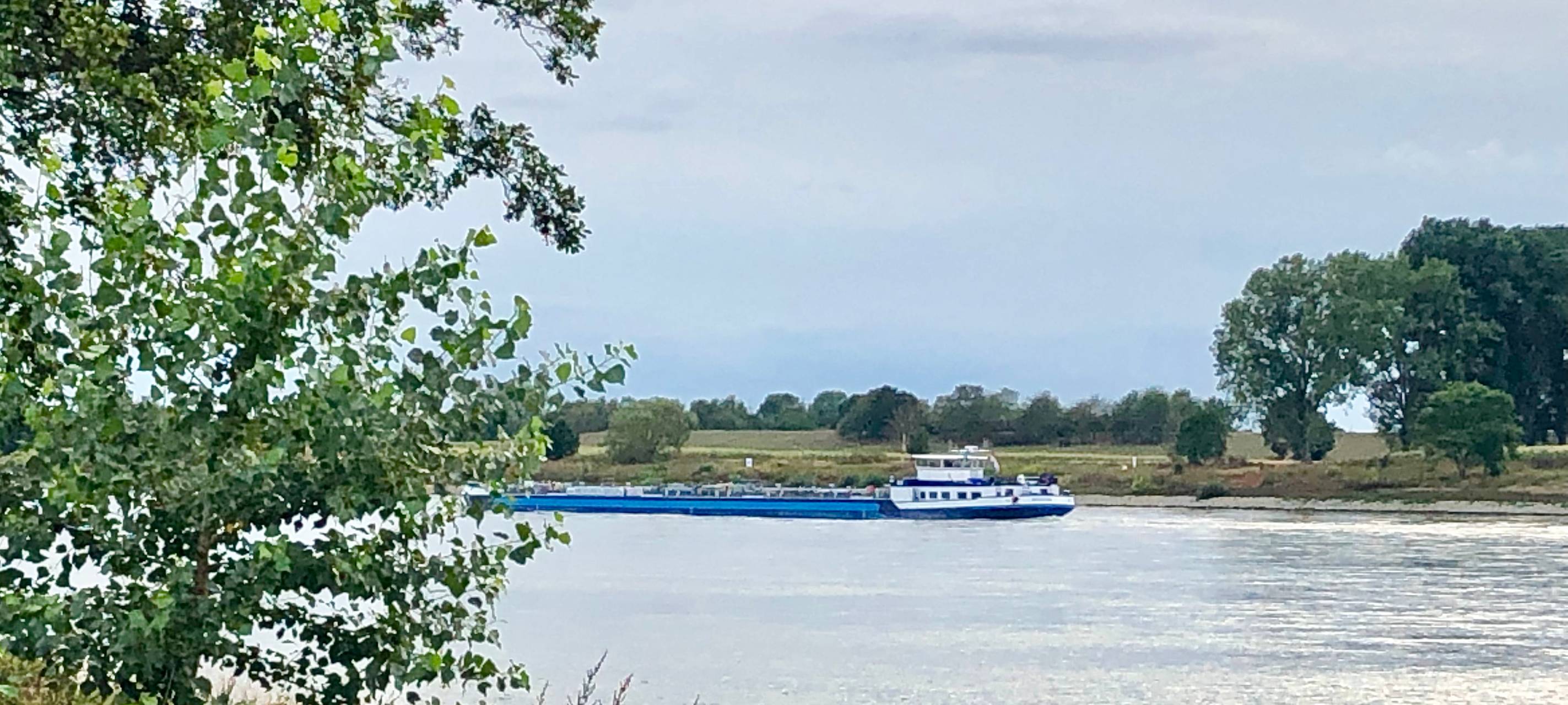 Reparaturarbeiten auf dem Rhein abgebrochen