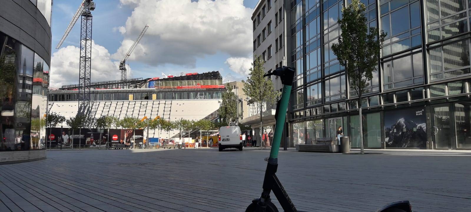 E-Scooter-Fahrer kontrolliert