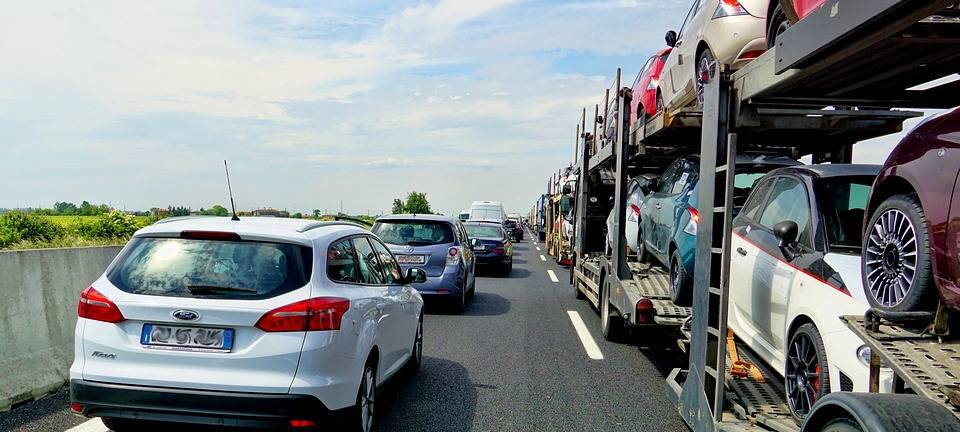 Ferienende: Volle Autobahnen