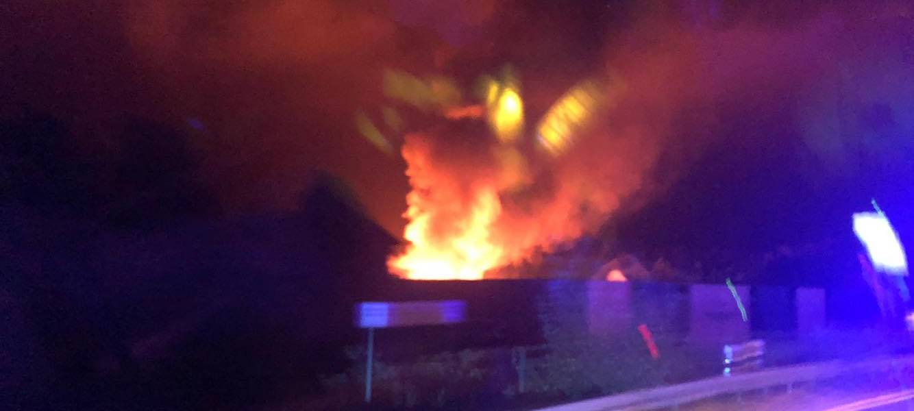 Feuer in Lagerhalle gelöscht