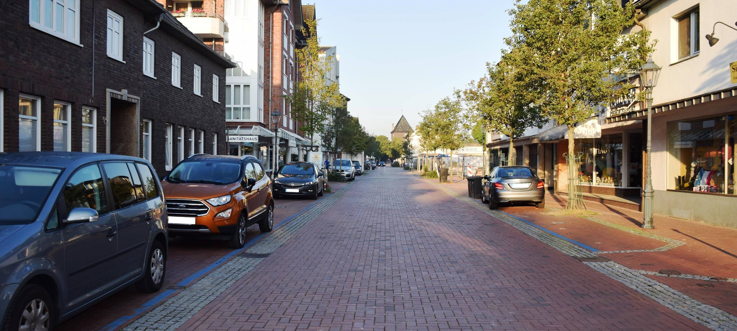 Alte Schulstraße in Monheim wieder frei