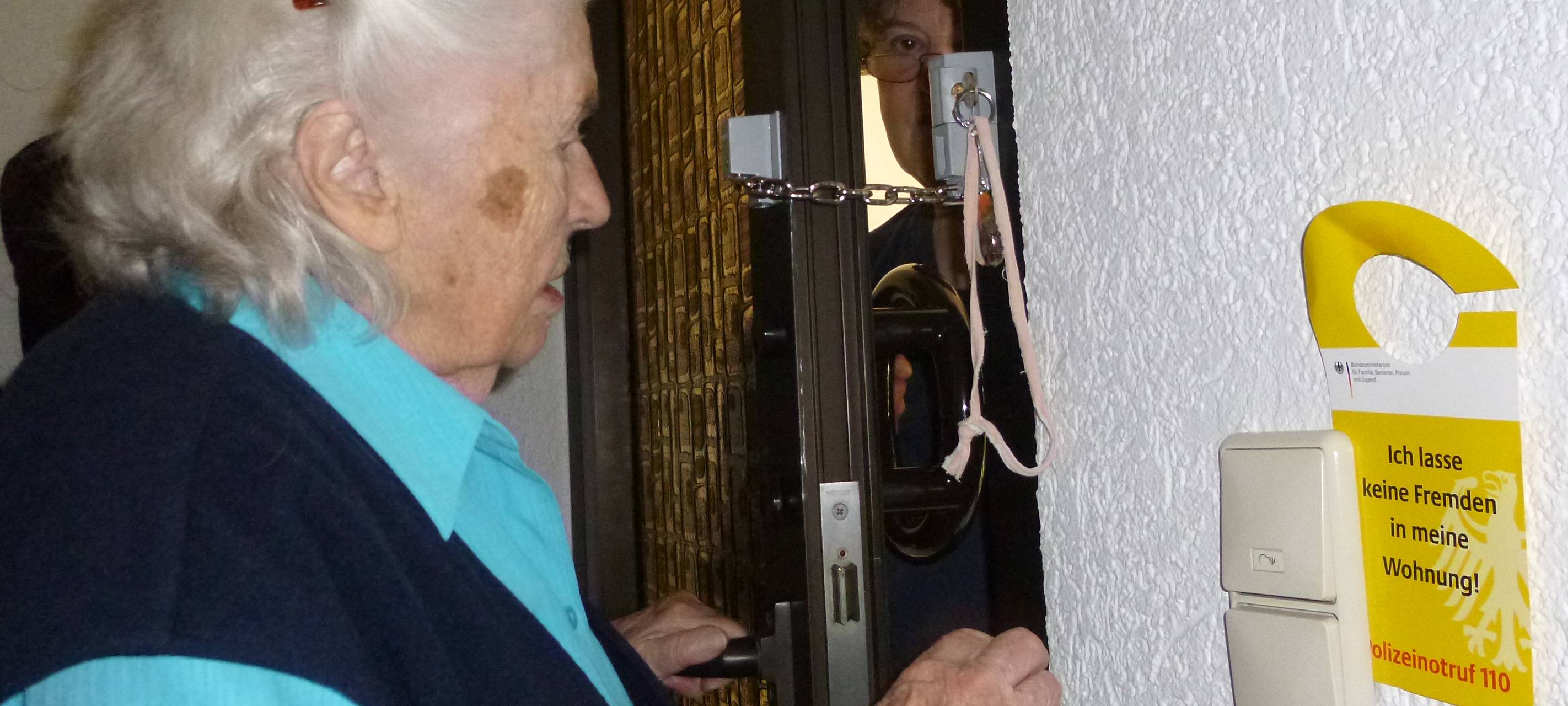 Trickbetrüger in Monheim und Ratingen