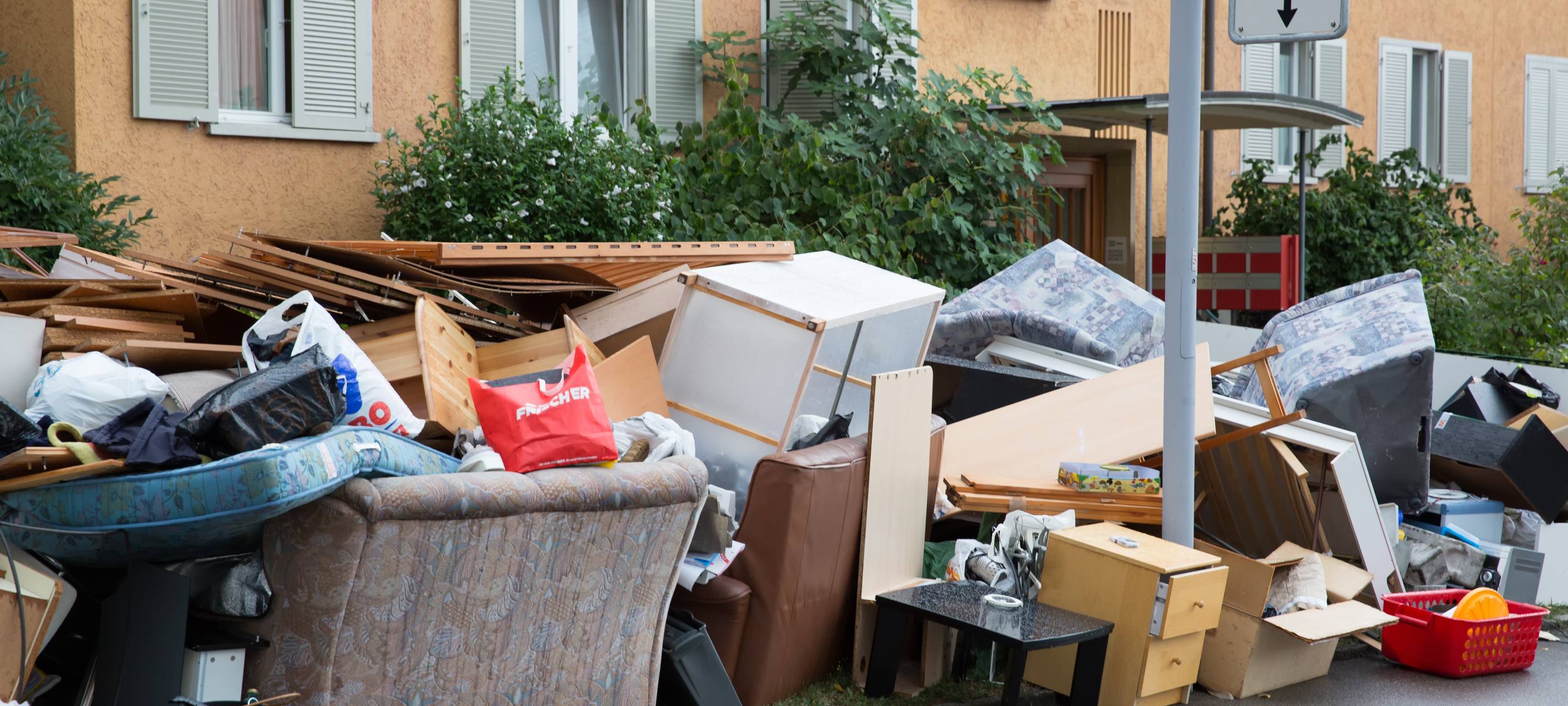 Extra-Termine für Hochwasser-Sperrgut in Hilden und Wülfrath