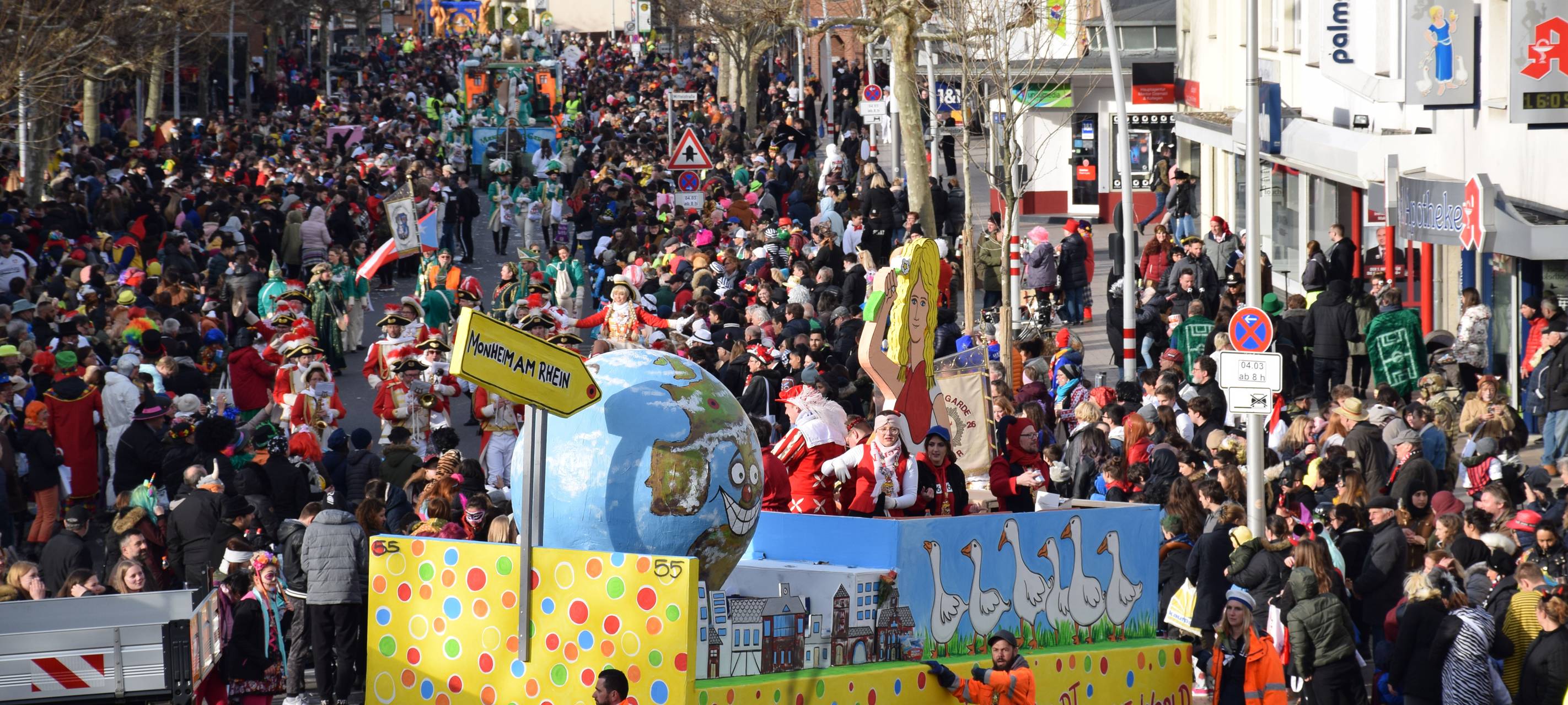 Rosenmontagsumzüge im Kreis Mettmann