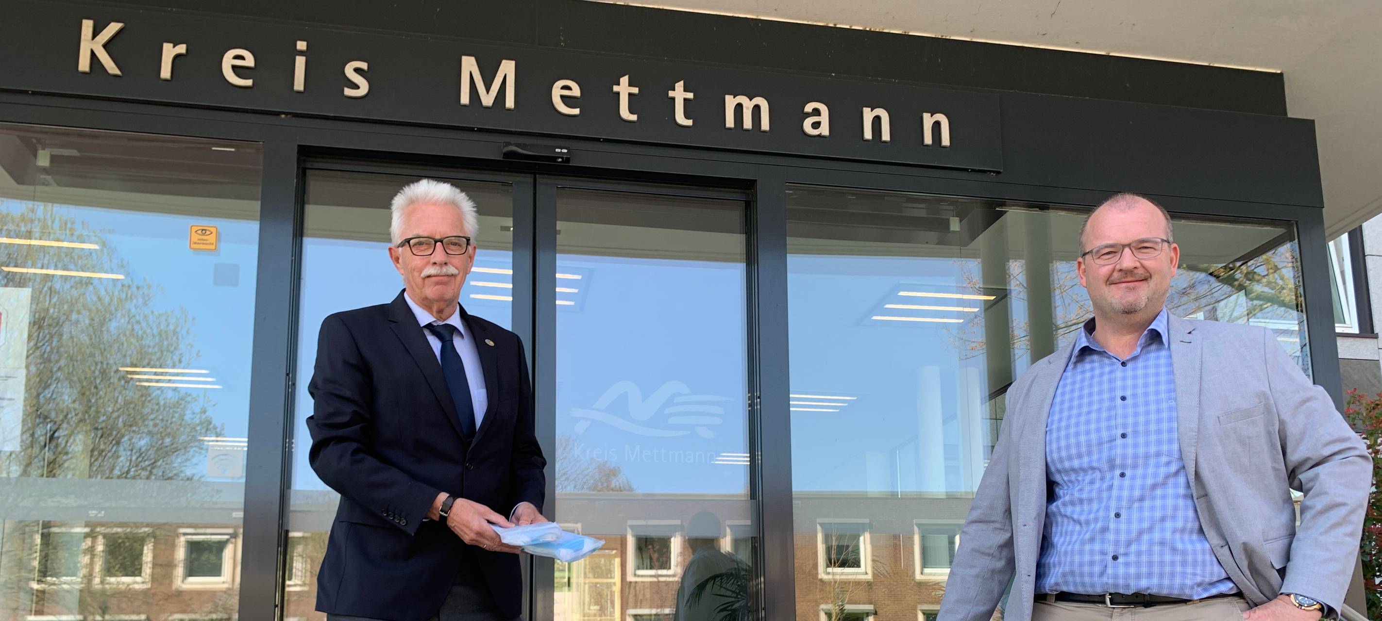 Spende: 8.500 OP-Schutzmasken