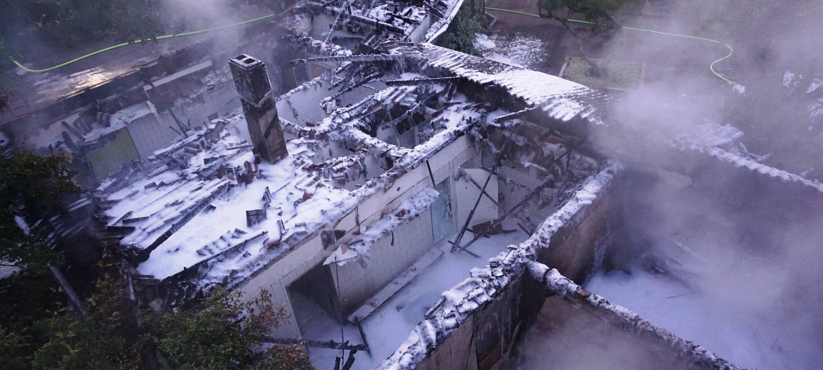 Ratingen: Vereinsheim in Flammen aufgegangen