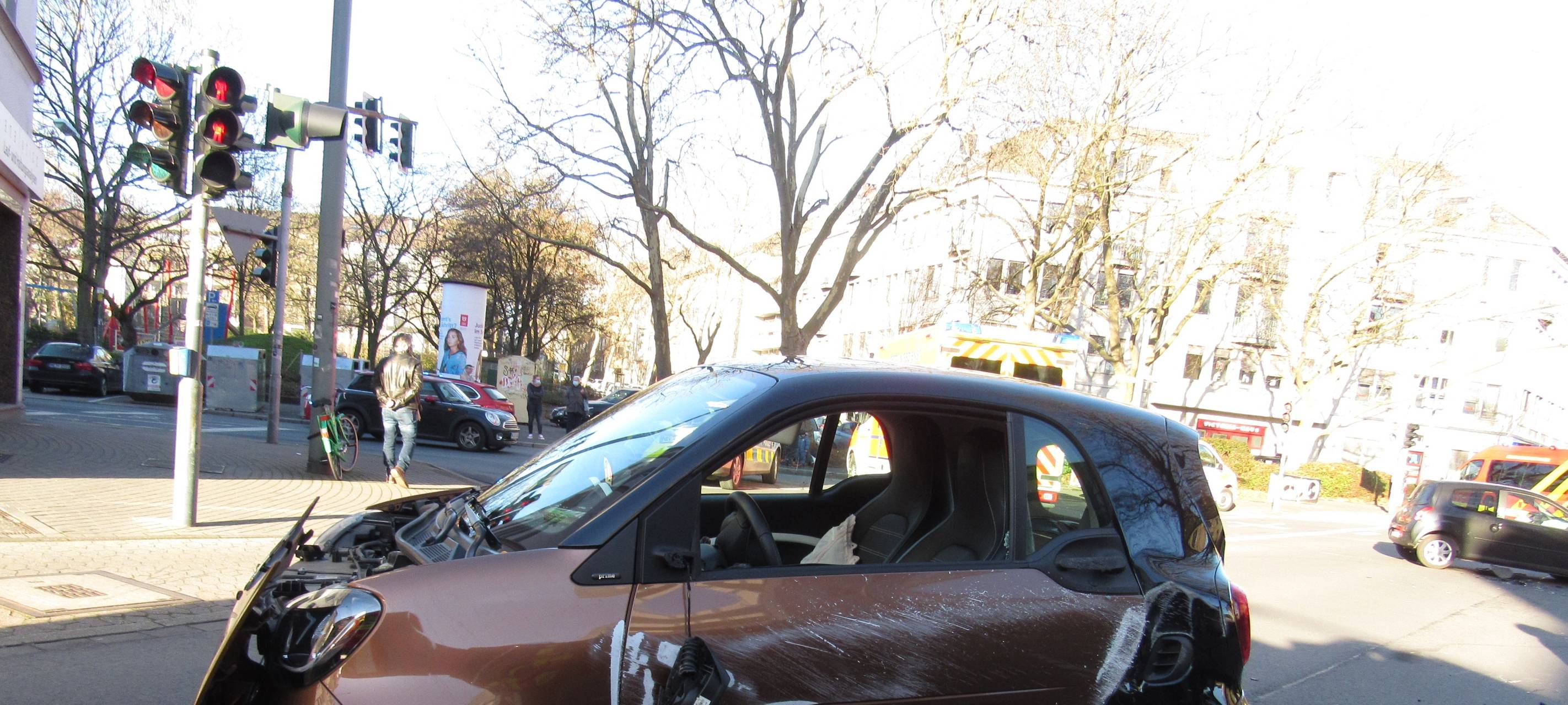 Schwerverletzte nach Zusammenstößen