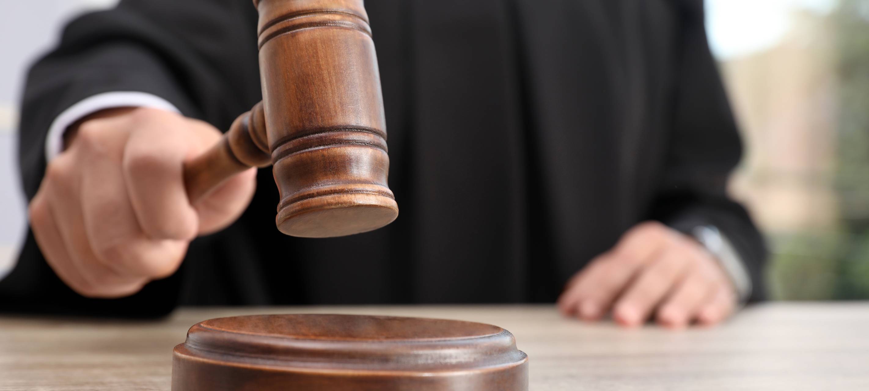 Haaner als Teil einer mutmaßlichen Drogenbande vor Gericht