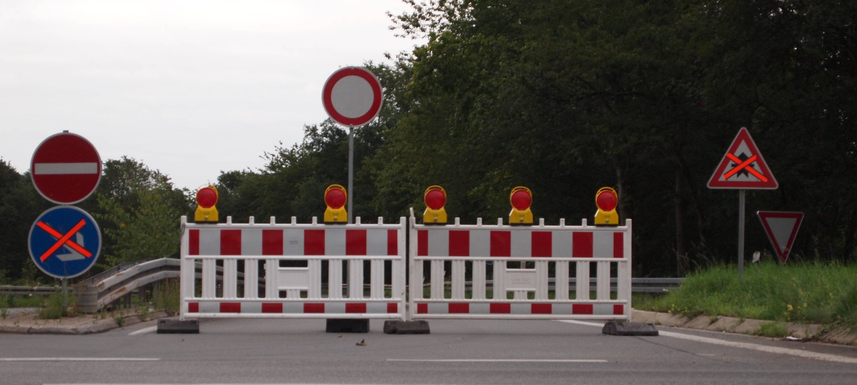 Petition gegen Vollsperrung der A59