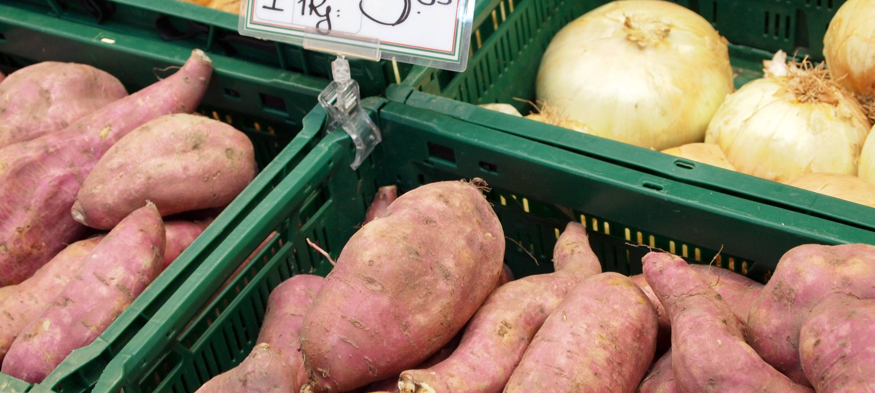 Langenfelder Wochenmarkt lädt zum Probieren ein