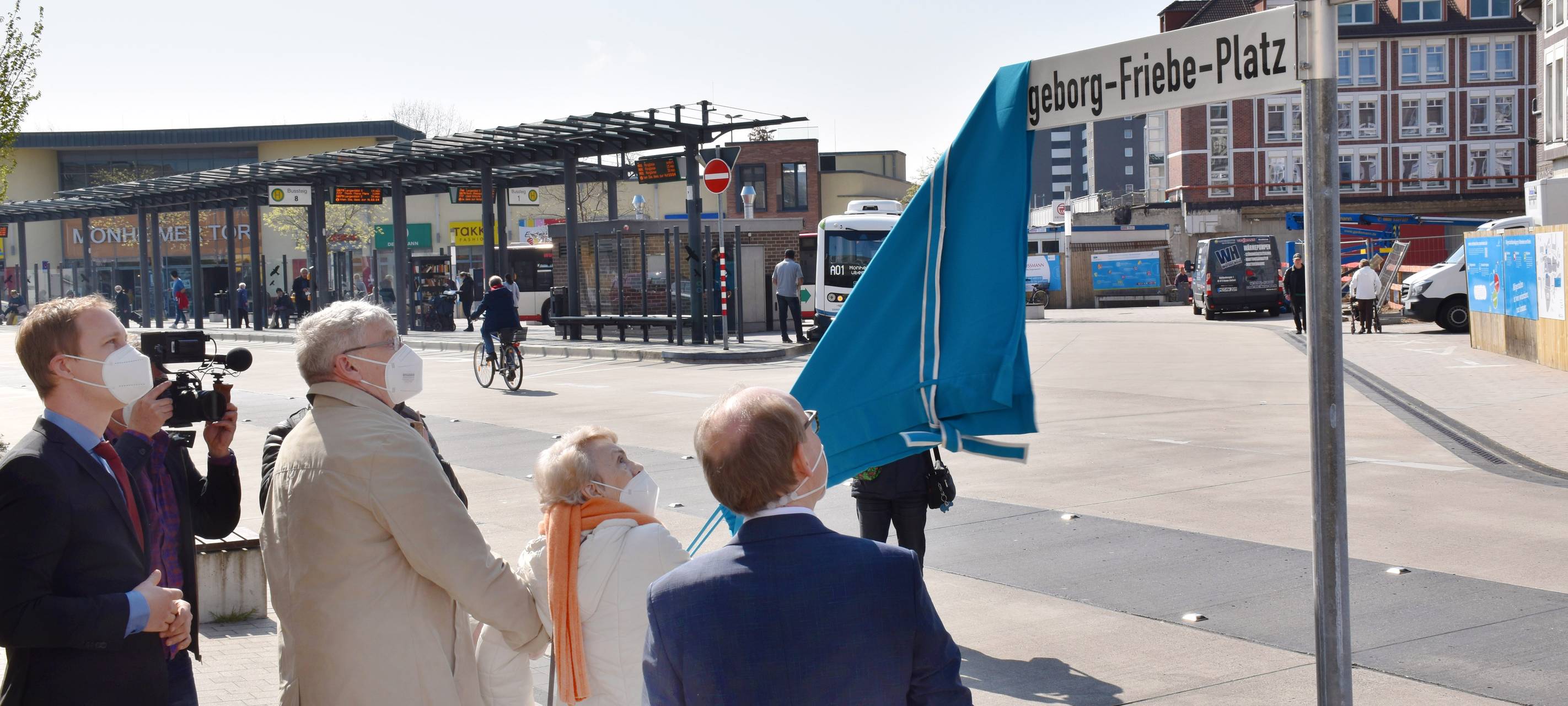 Monheim: Ingeborg-Friebe-Platz eingeweiht