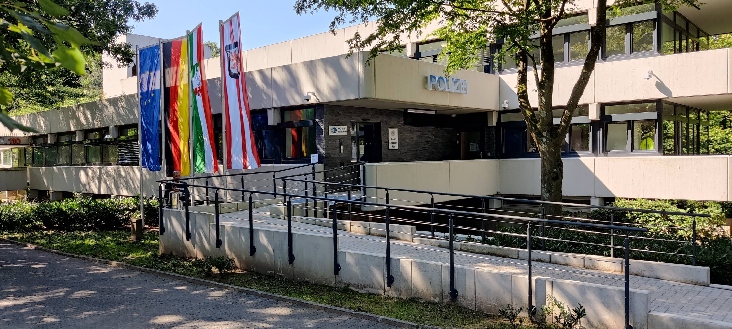 Polizeiwachen modernisiert