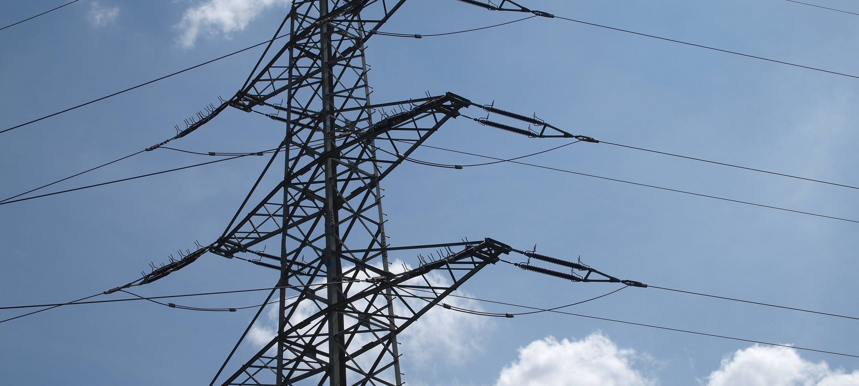 Amprion lässt Hubschrauber kreisen