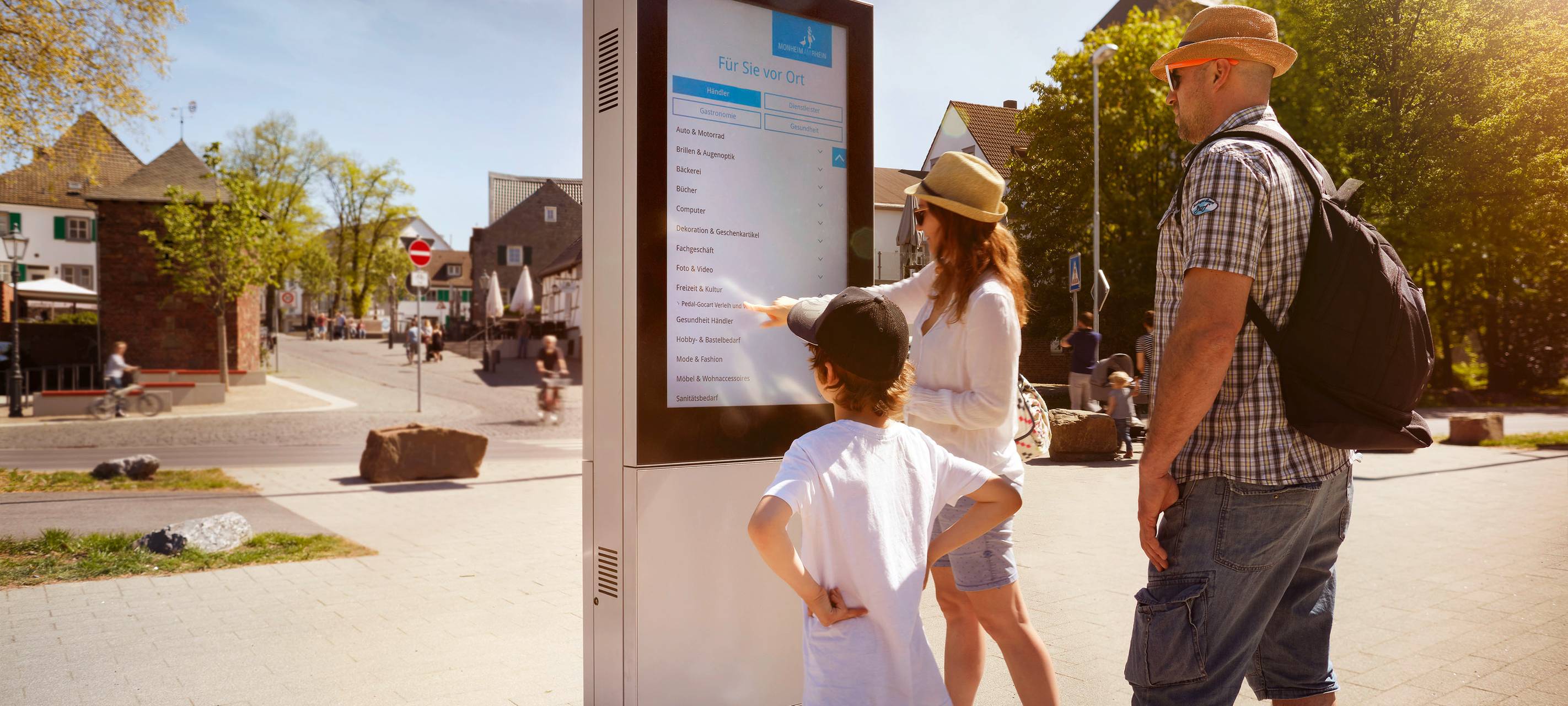 Neue digitale Infopfeiler im Kreis Mettmann