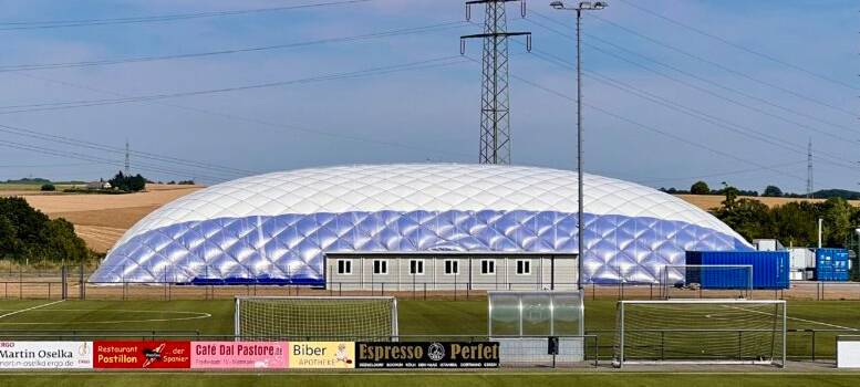 Mettmann erwägt Klage gegen Vermieter der Traglufthalle