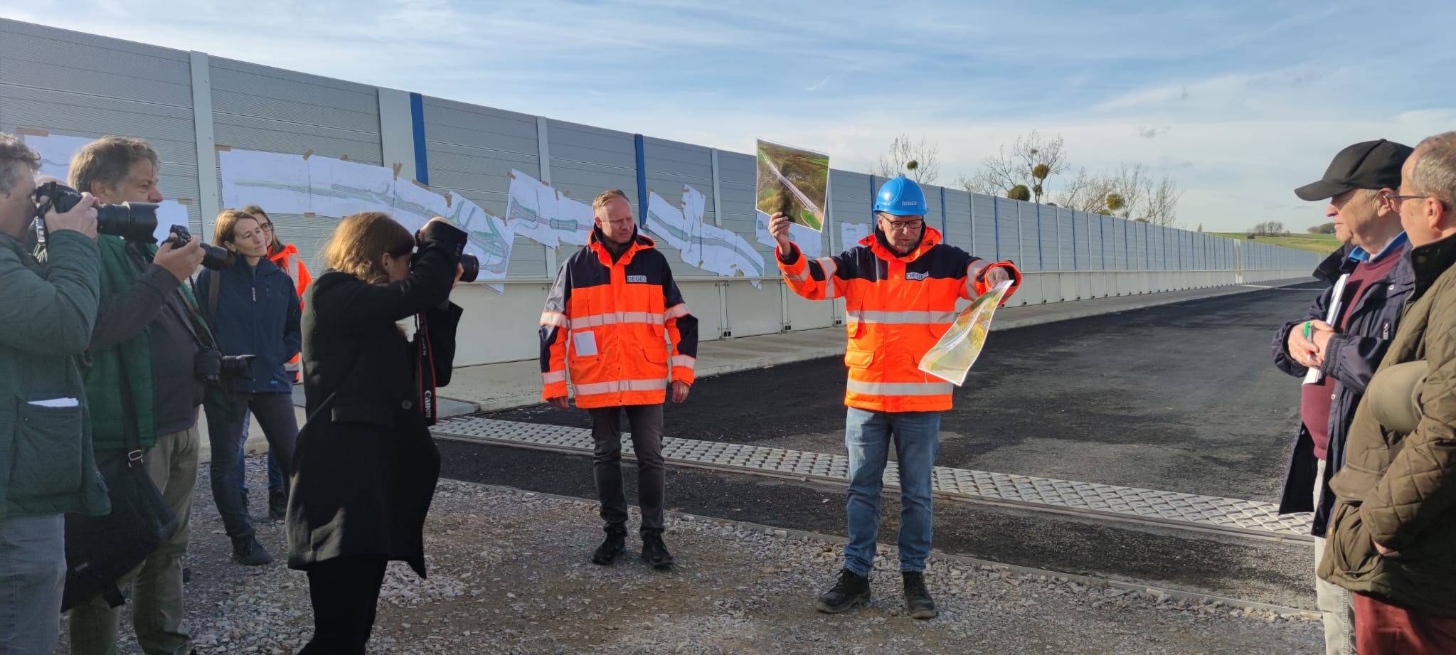 Unternehmen fordern weiterhin schnellen Ausbau der A44