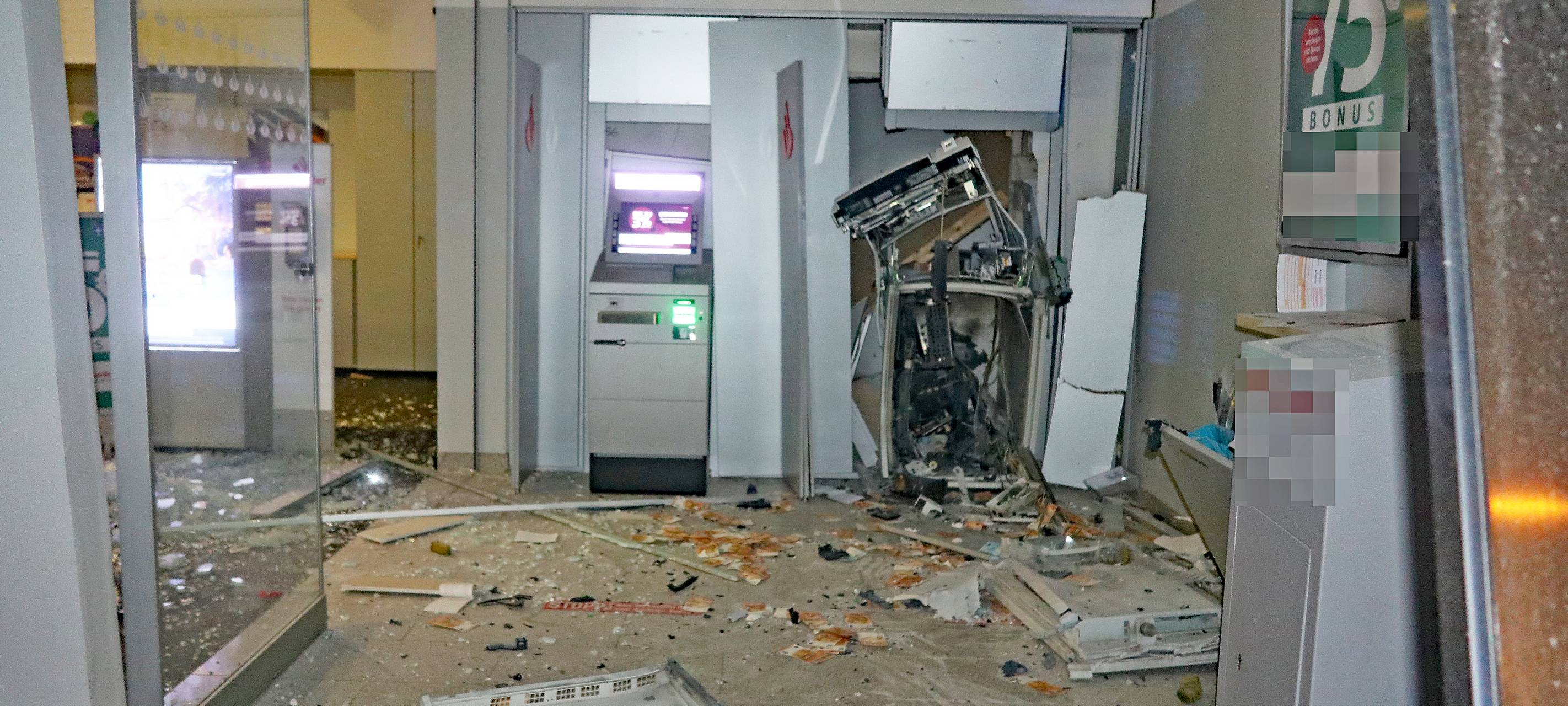Velbert: Geldautomat gesprengt