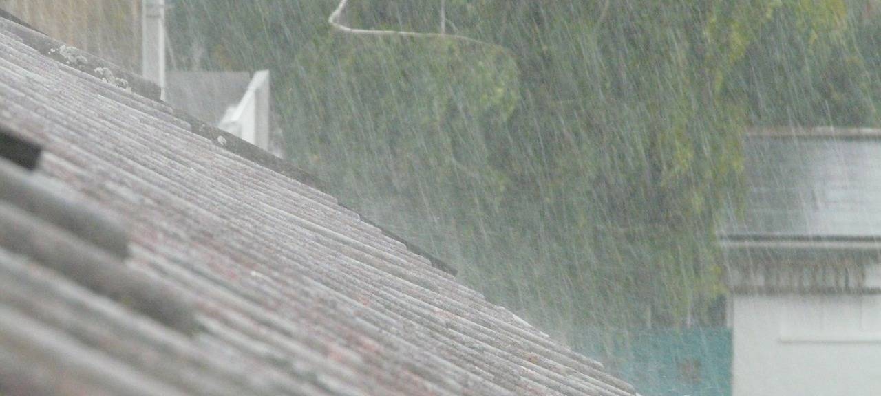 Unwetter im Kreis Mettmann - Feuerwehr rückt häufig aus