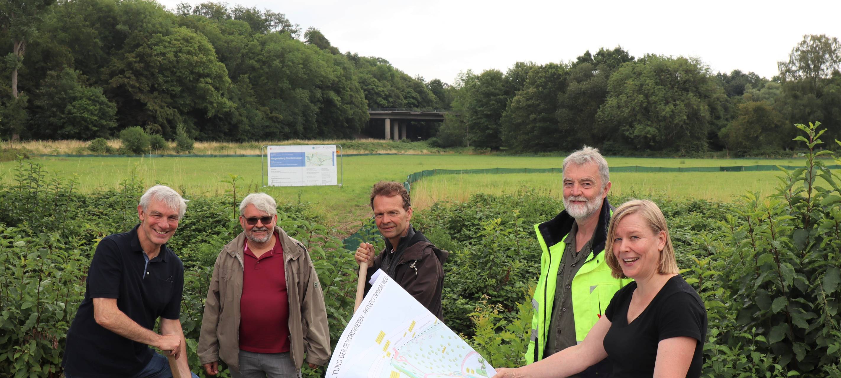 Spatenstich für neue Ratinger Cromfordwiesen