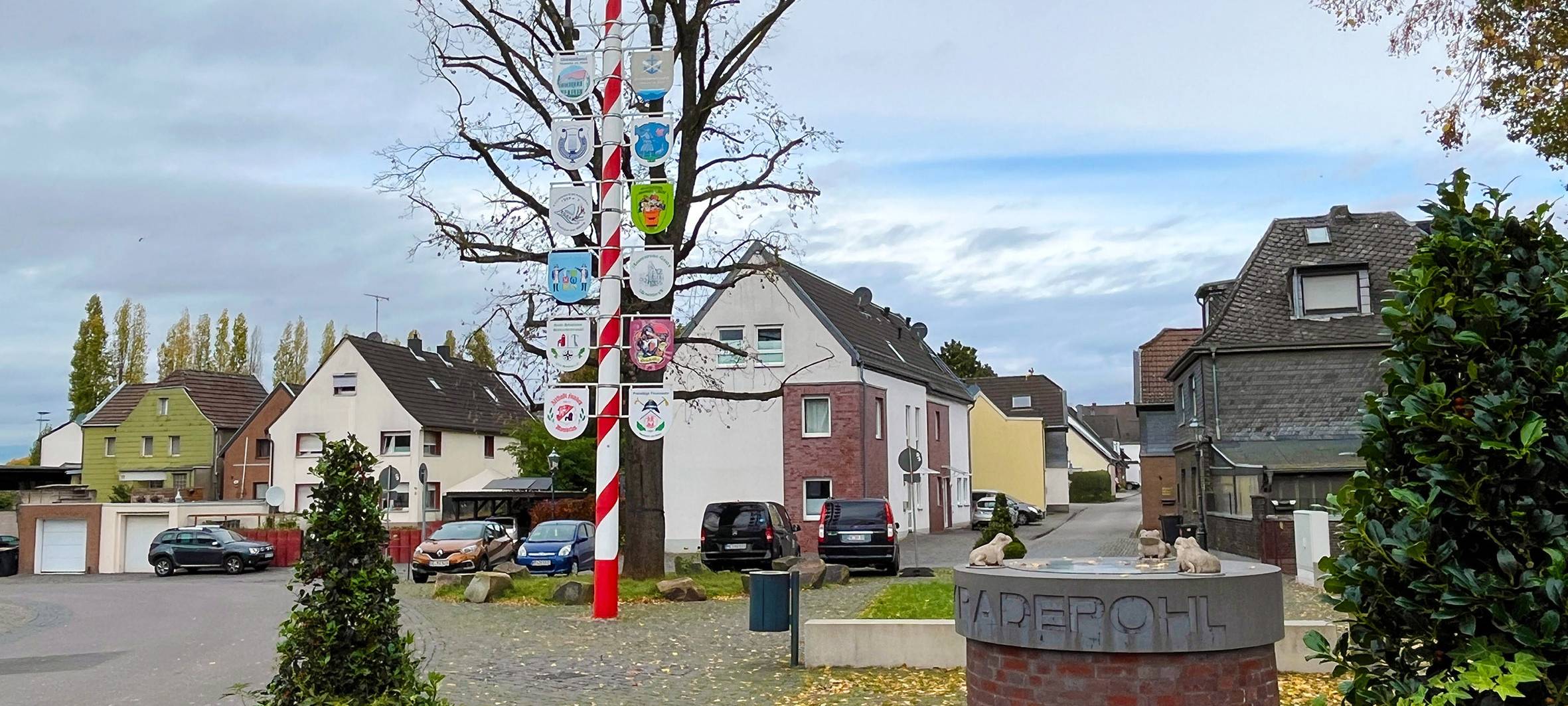 Abschied von jahrzehntealter Eiche in Monheim