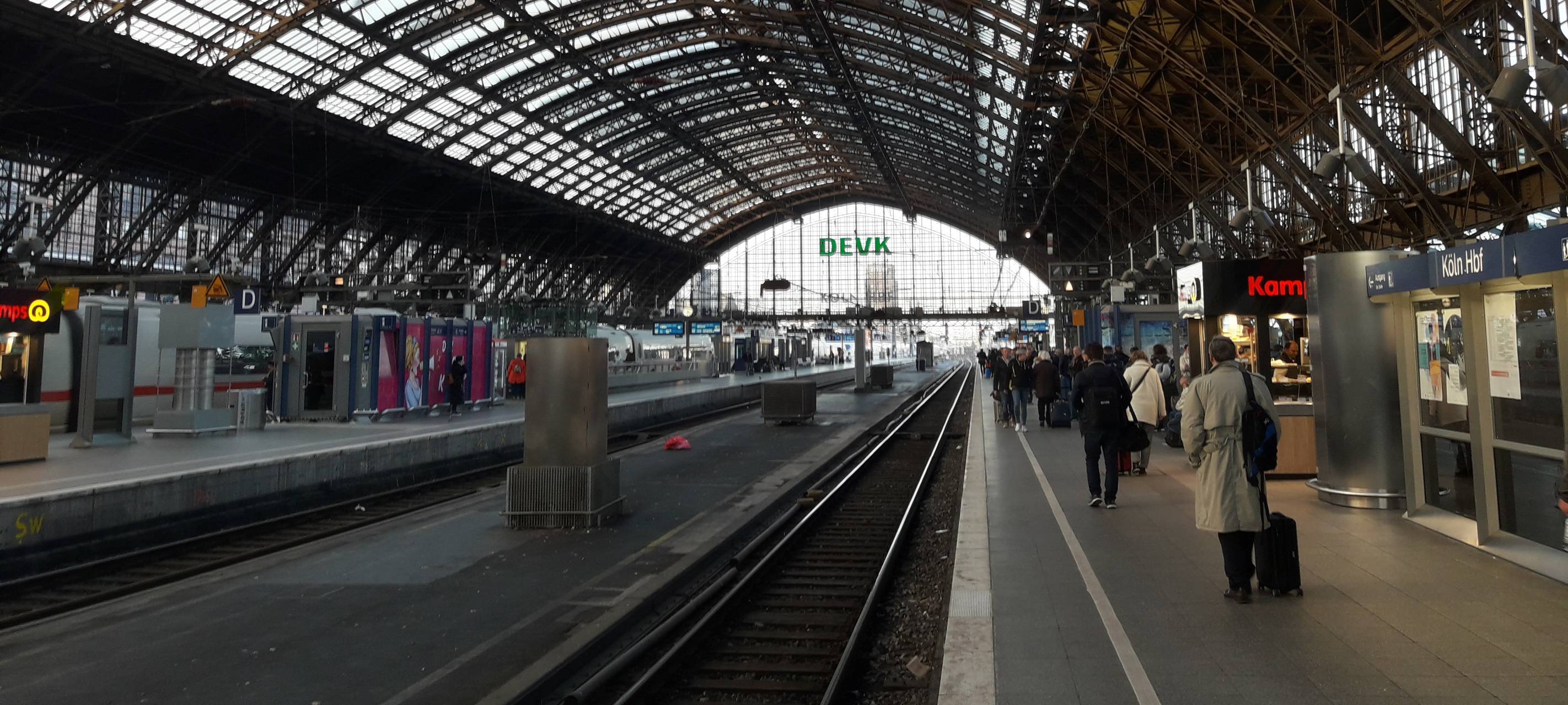 Kölner Hauptbahnhof wird für viele Züge gesperrt