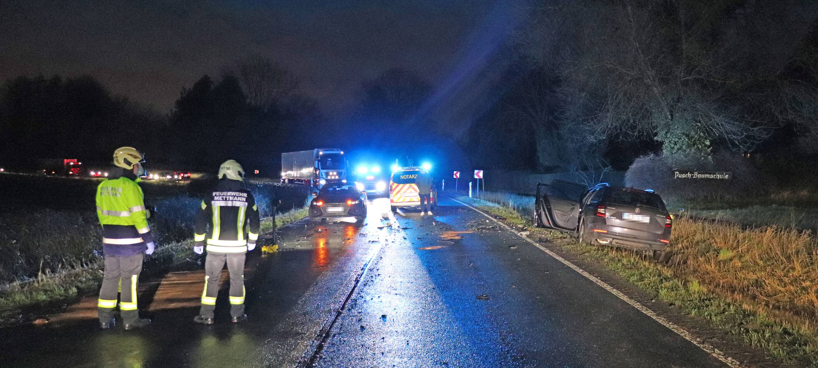 Schwerer Unfall in Mettmann: Stundenlange Sperrung