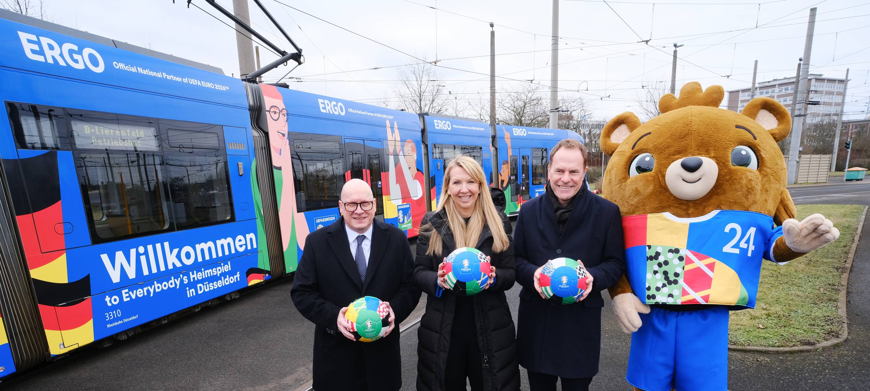 Bunte Straßenbahnen