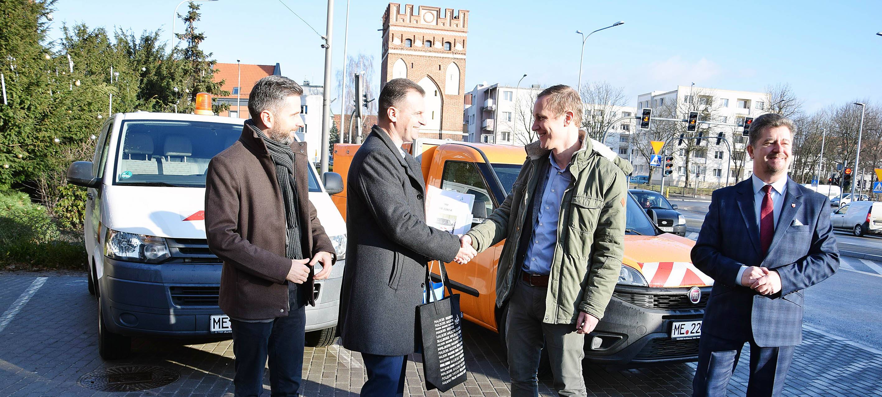Monheim spendet Fahrzeuge an die Ukraine