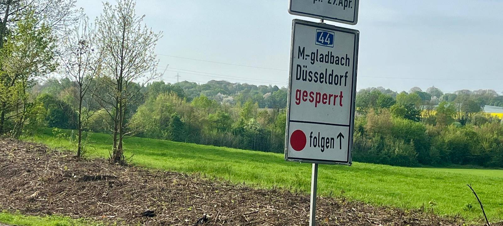 Puschkurve und A44 gesperrt
