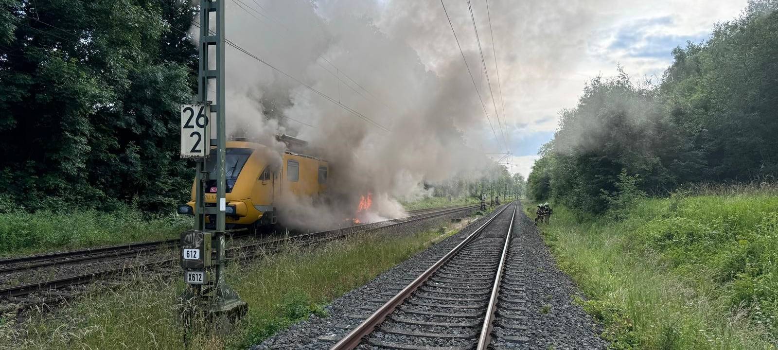 Triebwagen-Brand zwischen Gruiten und Hochdahl