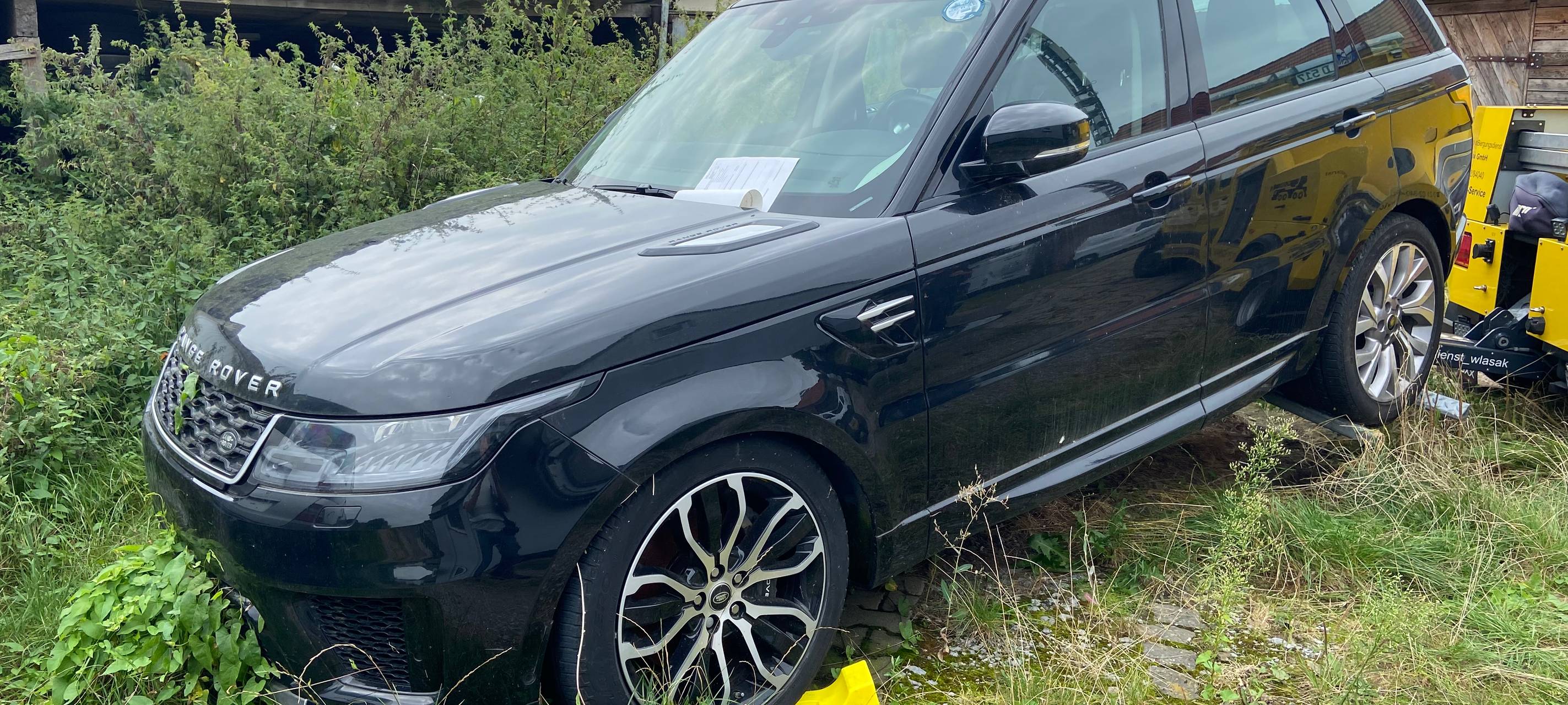 Schlag gegen mutmaßlichen Autohehler