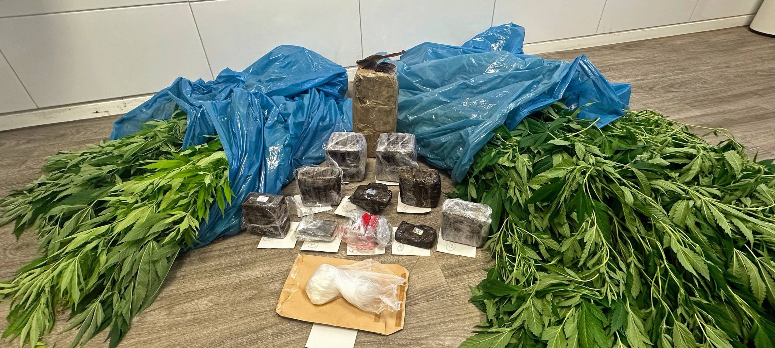 Polizei findet Drogen in Hildener Wohnung