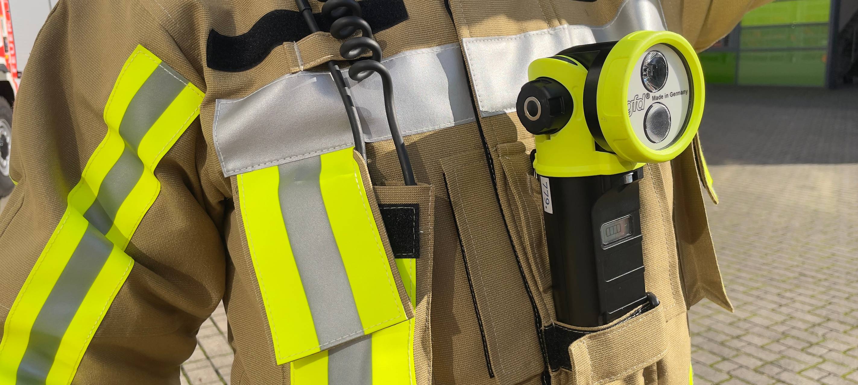 Neue Einsatzkleidung für Langenfelder Feuerwehr