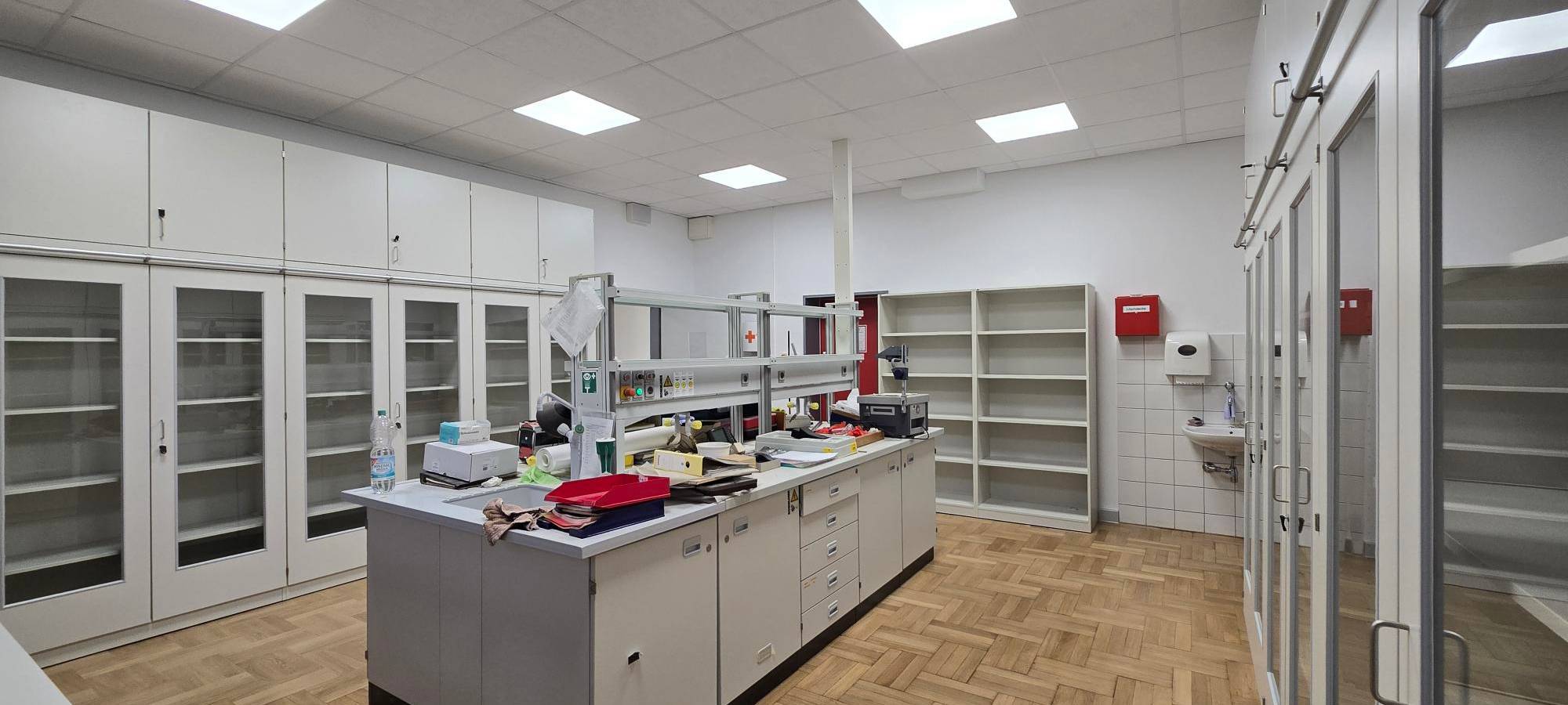 Modernisierter Physiktrakt