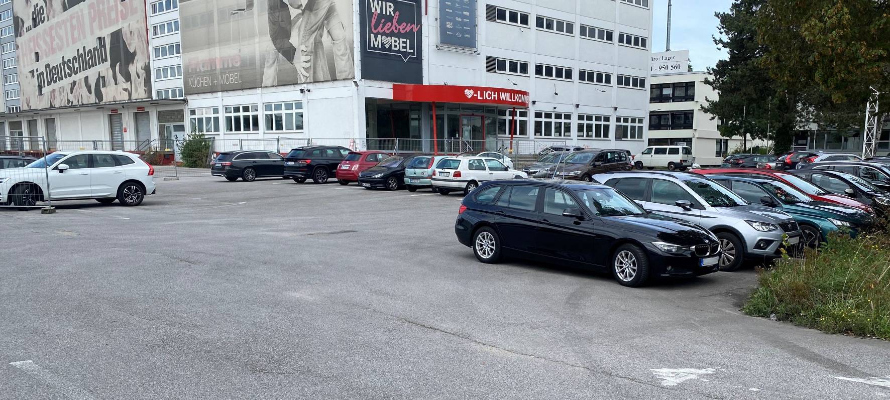 Erkrath: Rechenzentrum im ehemaligen Möbelhaus Flamme