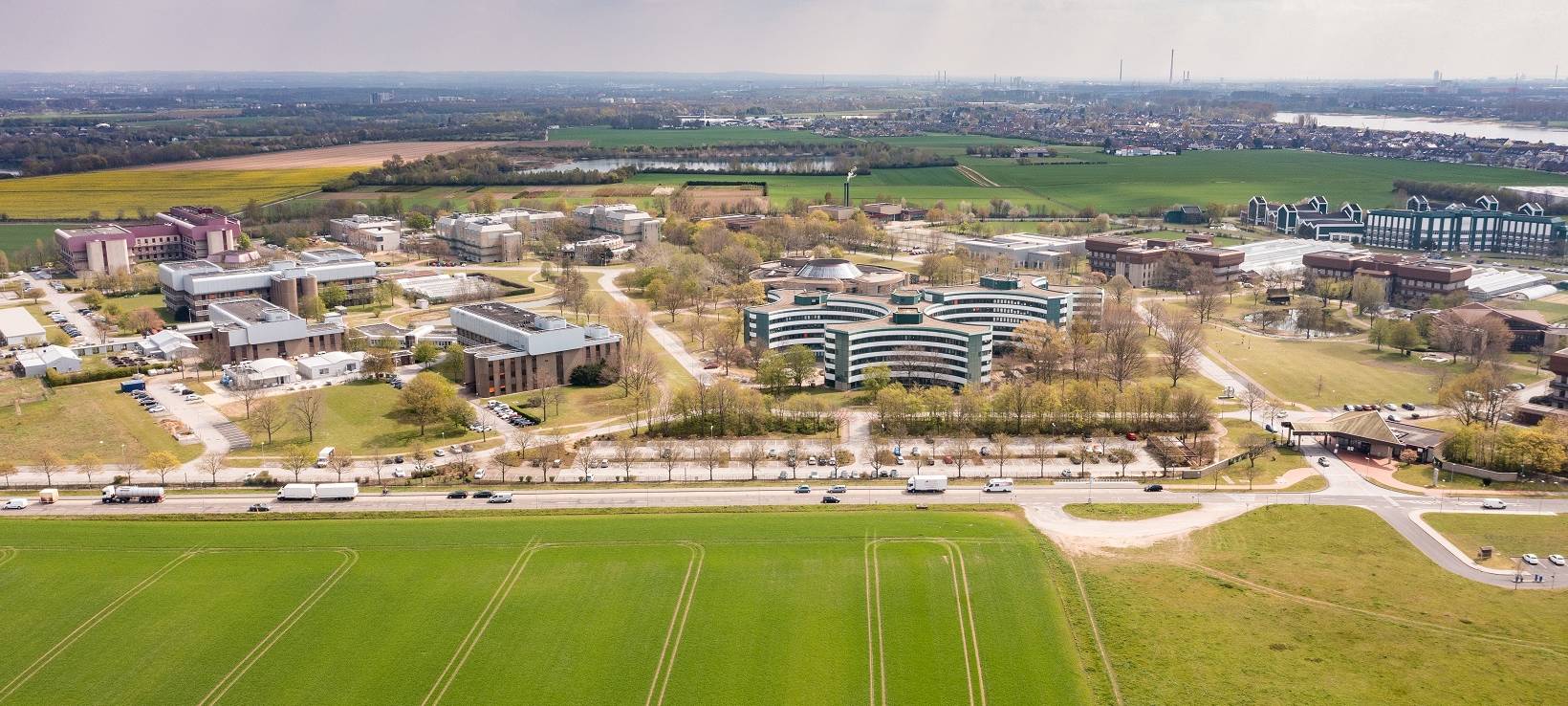 Infoabend zu Bayer Leverkusens Trainingszentrum in Monheim