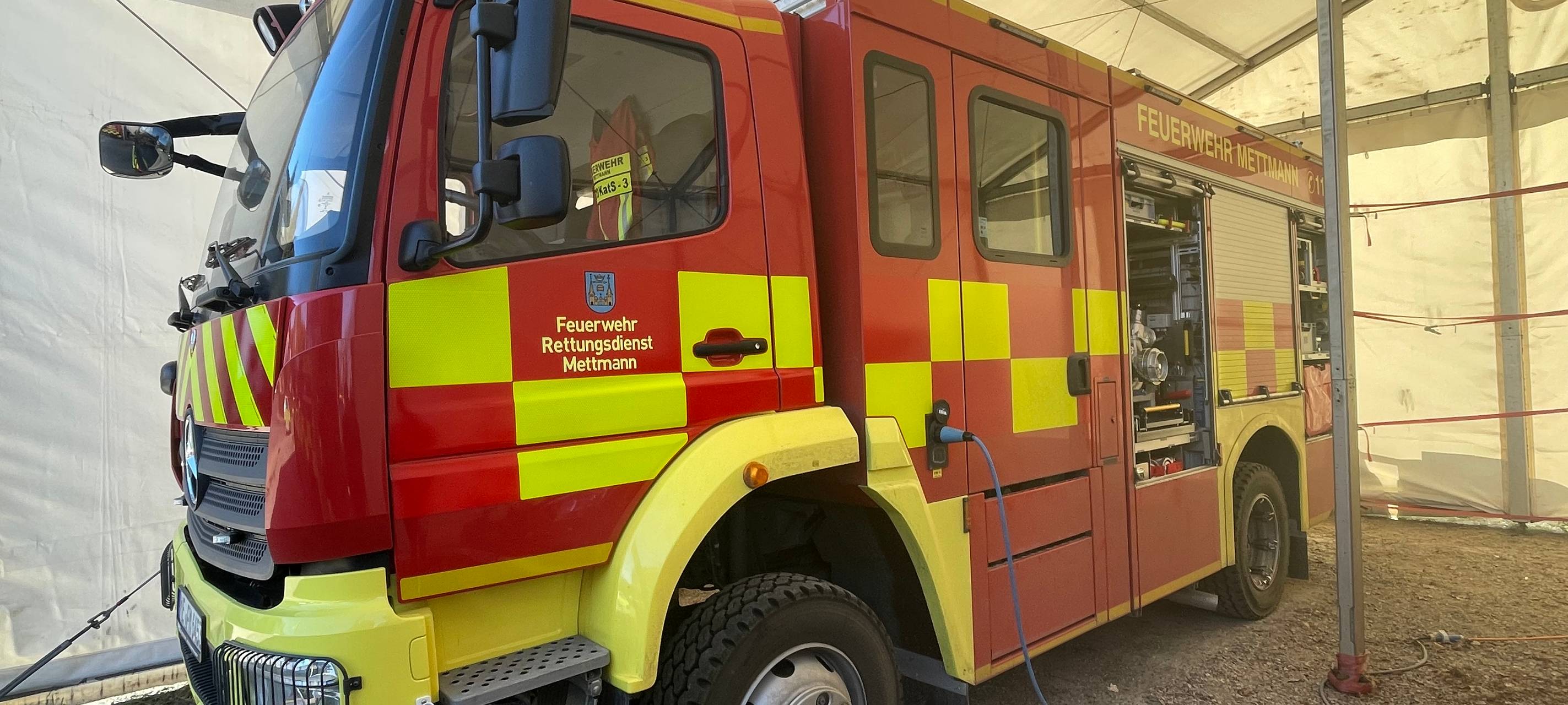 Mettmann: Feuerwehrfahrzeug aufgebrochen