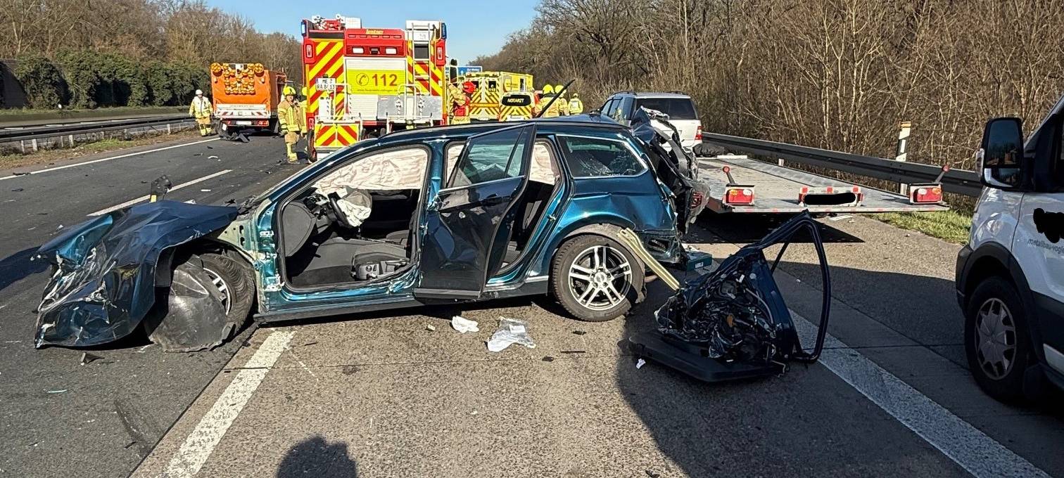 Unfall auf der A3: Sperrung ab Kreuz Breitscheid