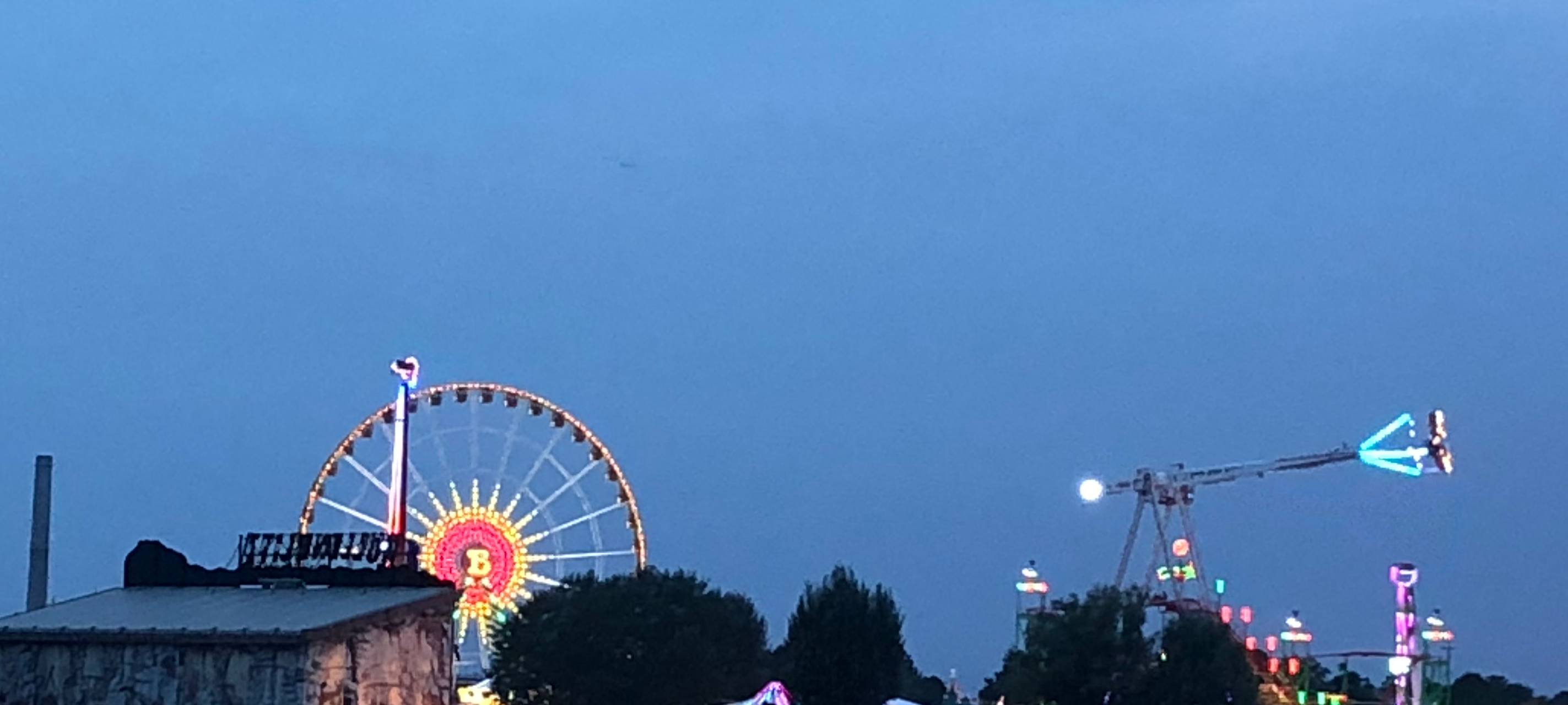 Gefährliche Gegenstände rund um Rheinkirmes beschlagnahmt