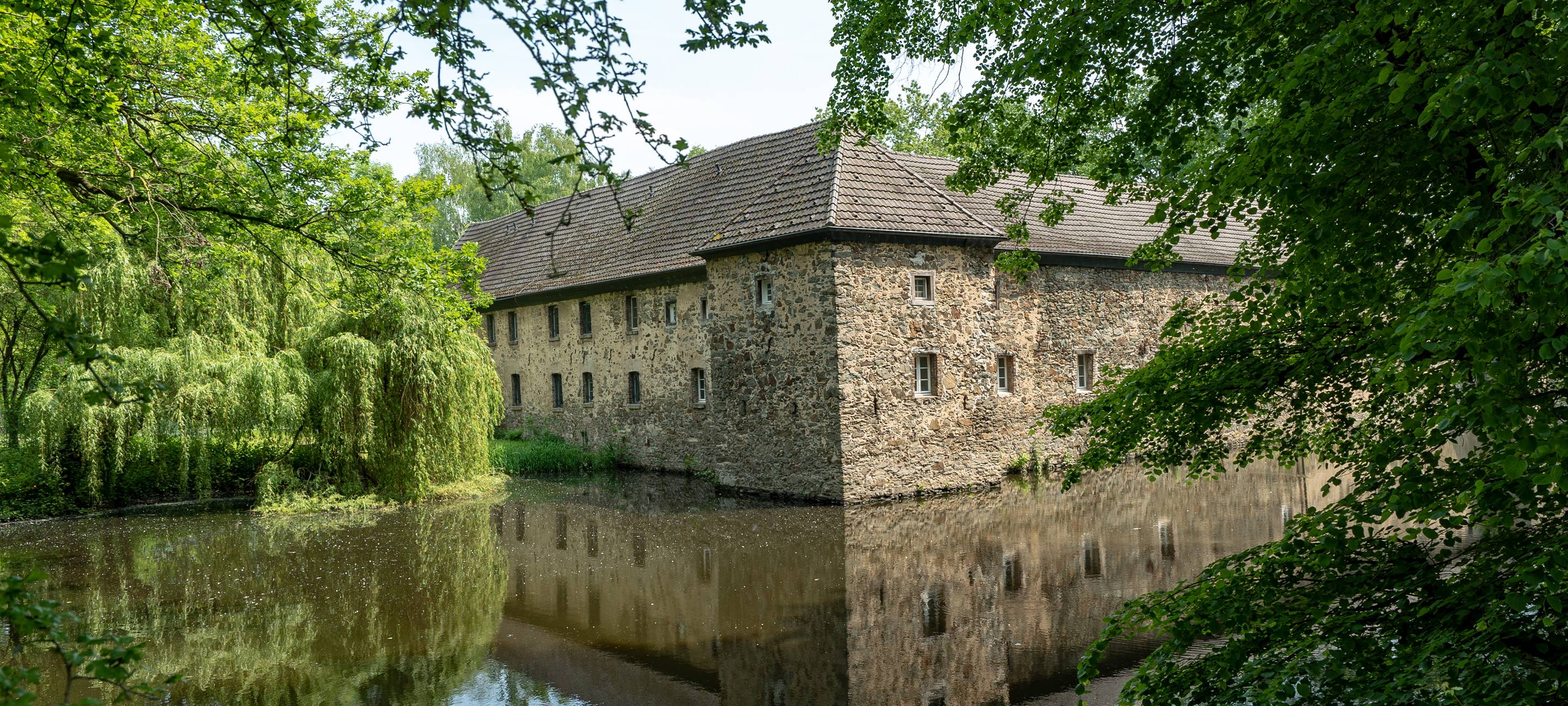 Tag des offenen Denkmals an der Wasserburg in Langenfeld
