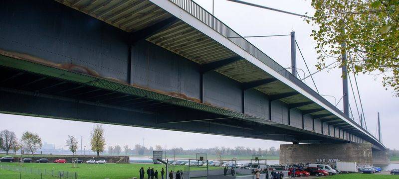 Rheinbahn: Fahrplanänderung wegen Theodor-Heuss-Brücke