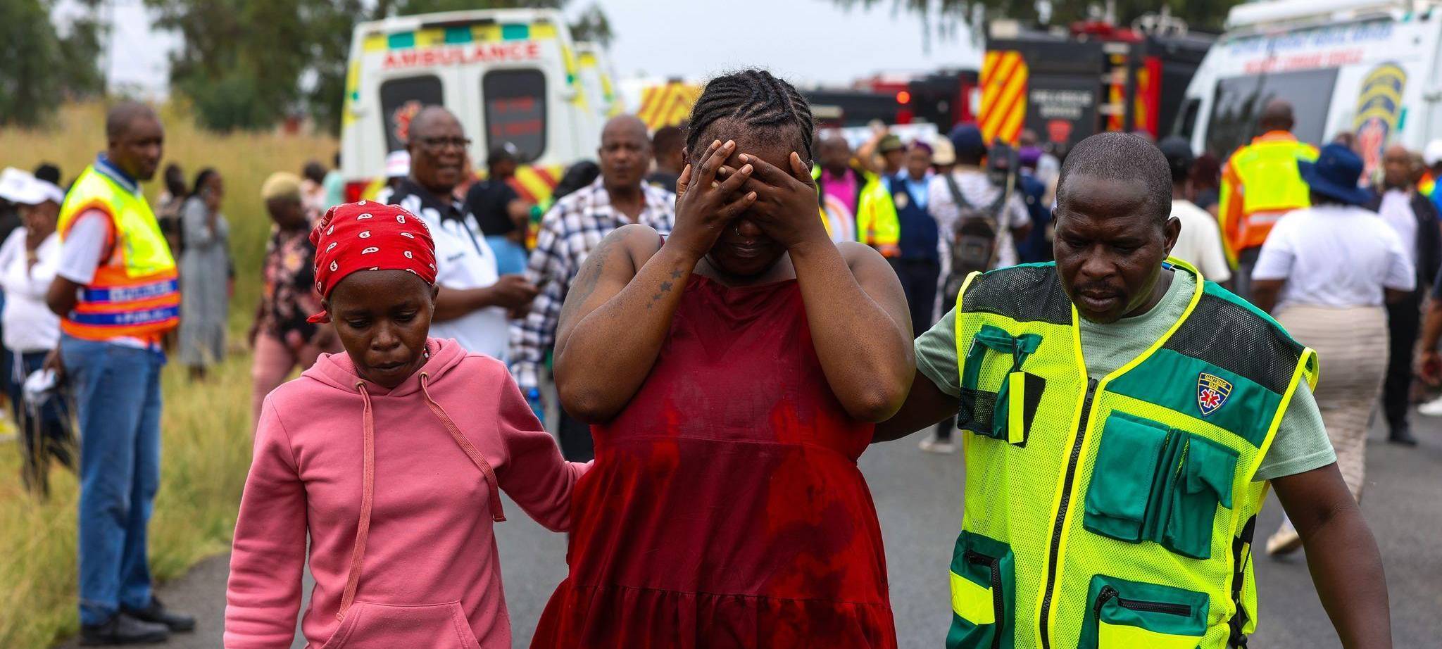 Schüler bei Busunfall in Südafrika getötet
